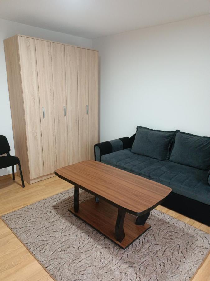 Hotel 2Bdr Apt With Balcony With View- Free Parking Sarajevo Exterior foto