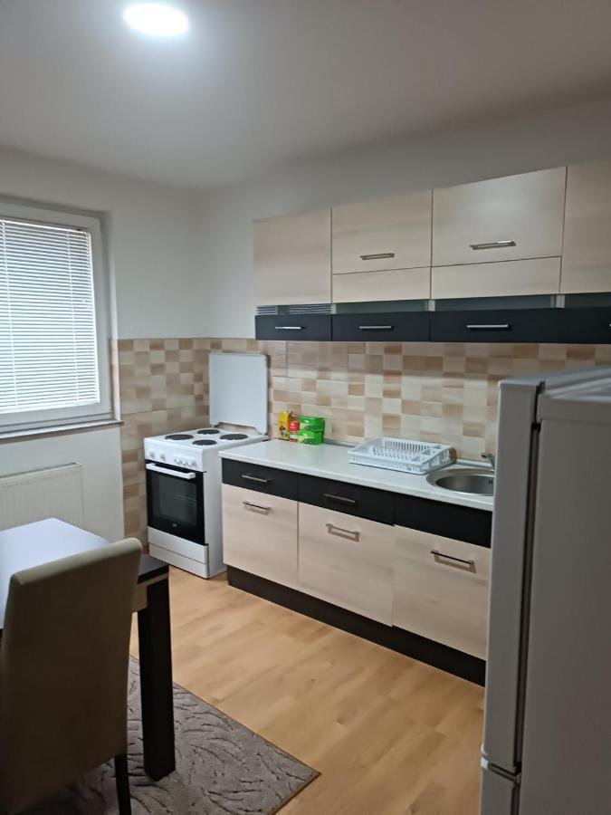 Hotel 2Bdr Apt With Balcony With View- Free Parking Sarajevo Exterior foto